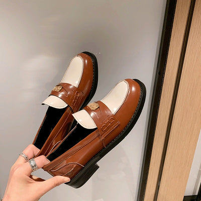 Koreanische Retro-Leder-Loafer