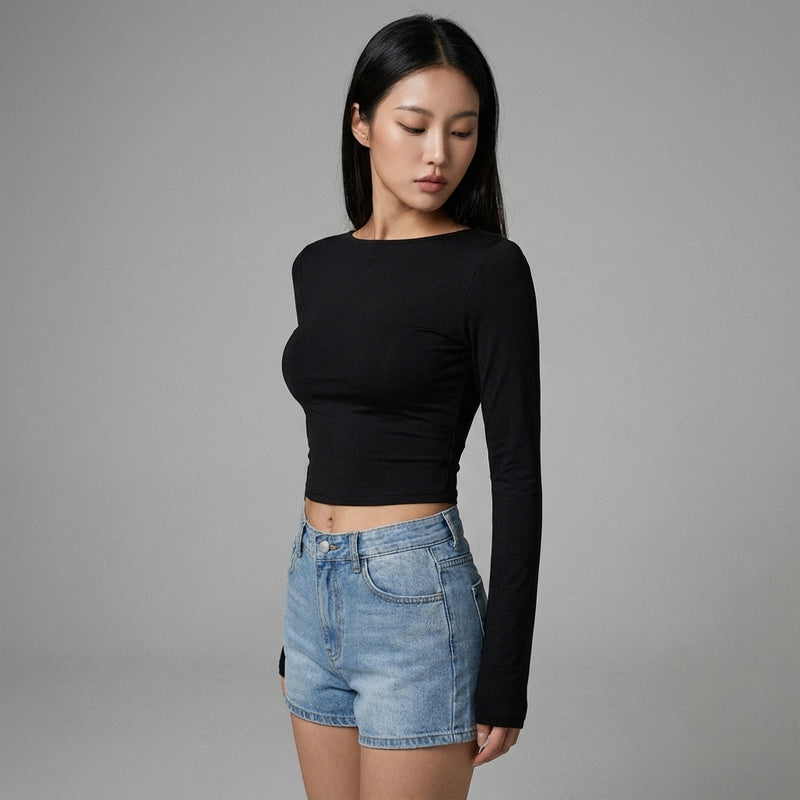 T-shirt dos nu noir femme, manches longues ajustées. Mode Coréenne Koreanxwear. Automne-Hiver. - Taille S