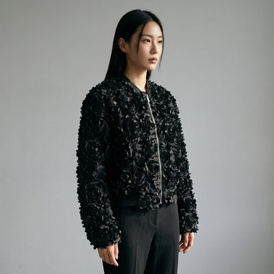 Veste Florale Noire Coréenne pour femme, blouson léger à motifs floraux. Idéal streetwear et mode K-pop. - Taille M