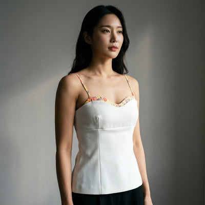 Top court imprimé femme blanc, style coréen moderne et tendance - Koreanxwear - Taille M