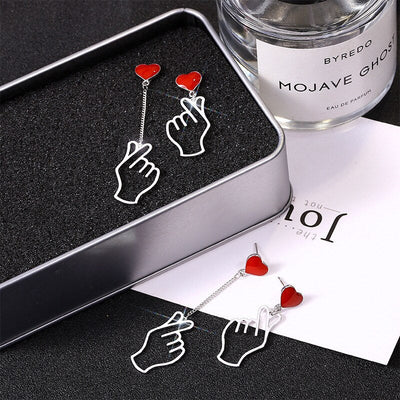 Boucles d'oreilles KPOP Finger Heart - KoreanxWear