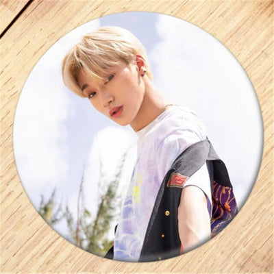 Pin's Ateez - KoreanxWear