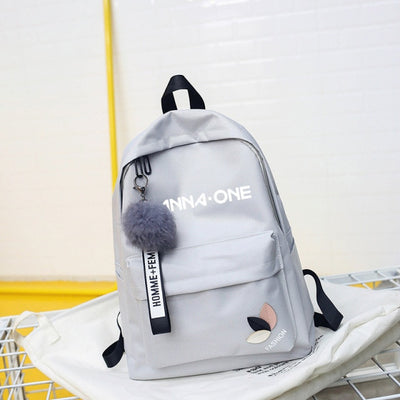 Sac à dos Wanna One gris